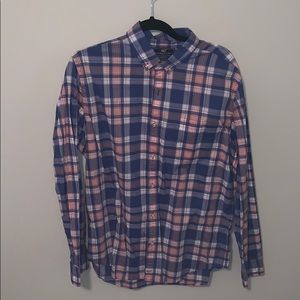 Vineyard vines button down